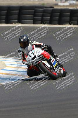 media/Jul-13-2025-Pacific Track Time (Sun) [[819660bca7]]/B Group/220pm (Turn 6)/